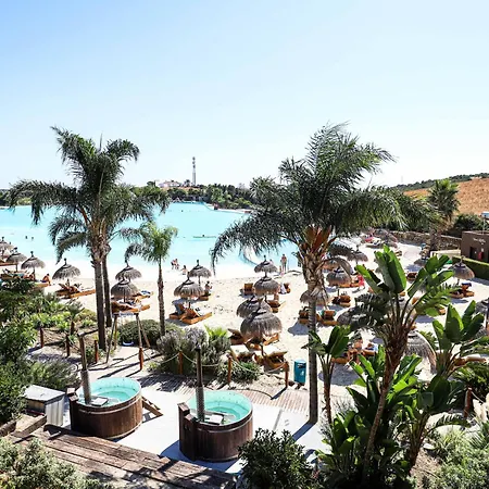 Free Lagoon Access, Gym, Sauna, Ac, Parking, Pets Ok アパート