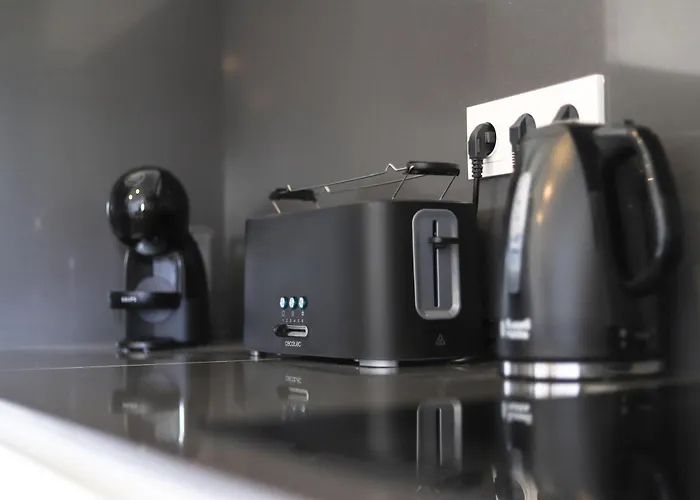 Free Lagoon Access, Gym, Sauna, Ac, Parking, Pets Ok アパート *