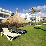 Couples Escape, Free Alcazaba Lagoon Access, Pool, Gym, Pets Ok Estepona