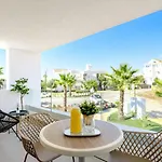 Couples Escape, Free Alcazaba Lagoon Access, Pool, Gym, Pets Ok * Εστεπόνα