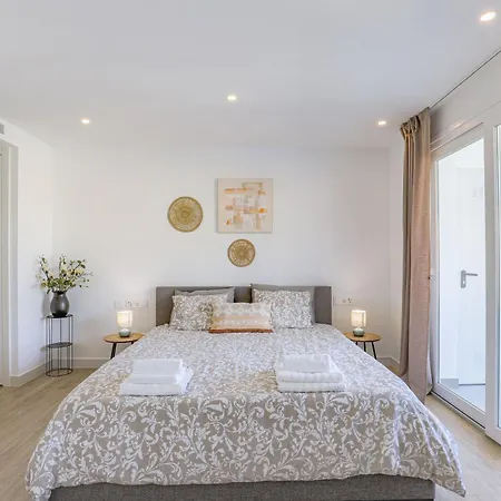 Free Lagoon Access, Gym, Sauna, Ac, Parking, Pets Ok *