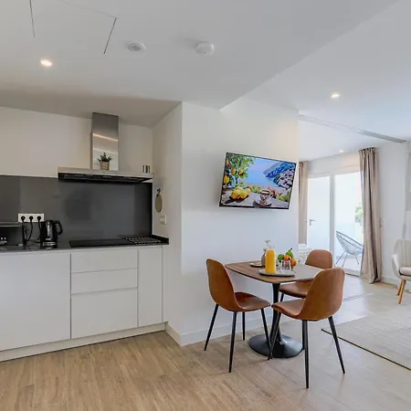 Free Lagoon Access, Gym, Sauna, Ac, Parking, Pets Ok Appartamento *