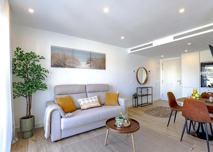 Free Lagoon Access, Gym, Sauna, Ac, Parking, Pets Ok Appartamento Estepona