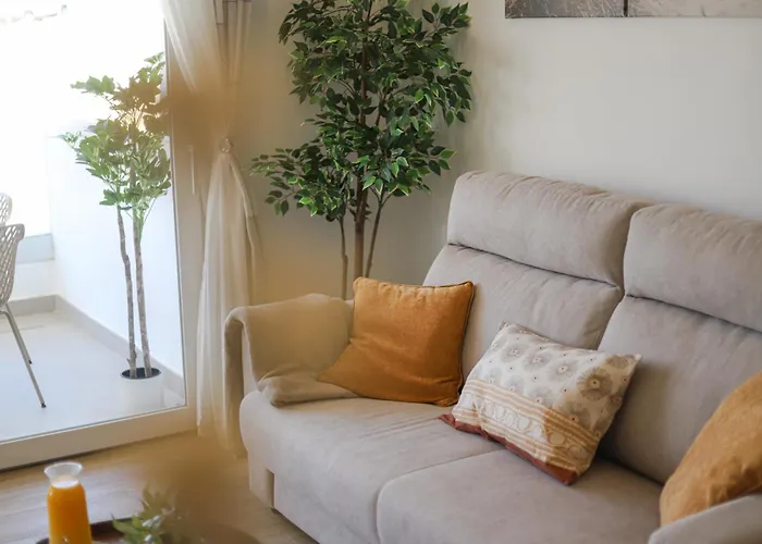 Free Lagoon Access, Gym, Sauna, Ac, Parking, Pets Ok * Estepona